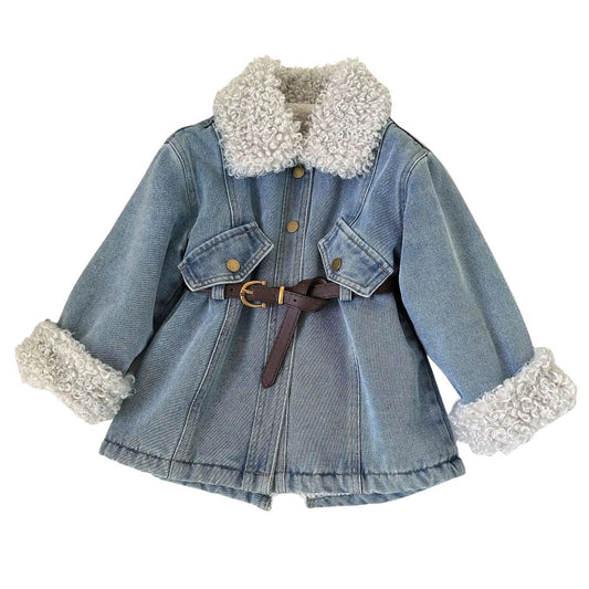 veste-en-jean-avec-moumoute-et-ceinture-fille
